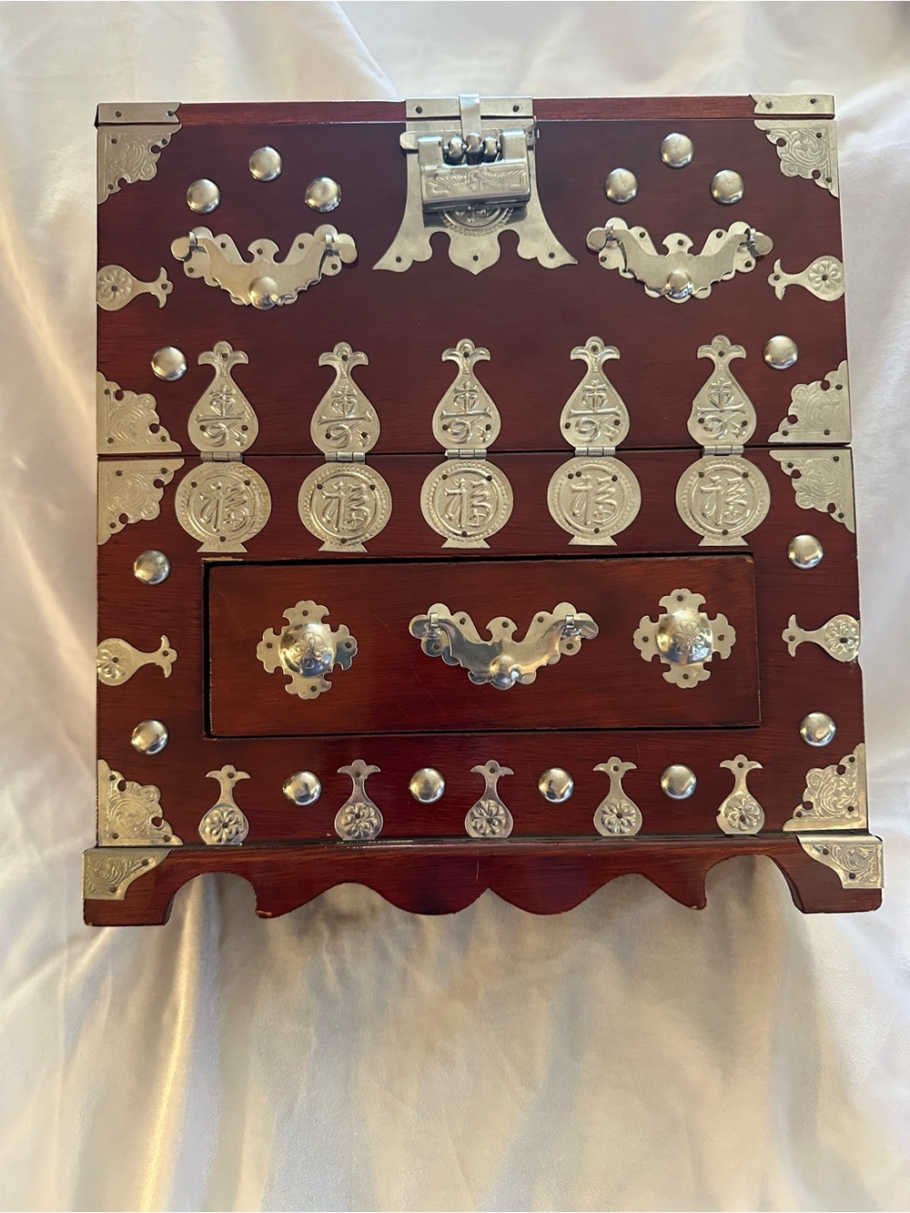 Asian Inspired Vintage Jewelry Box